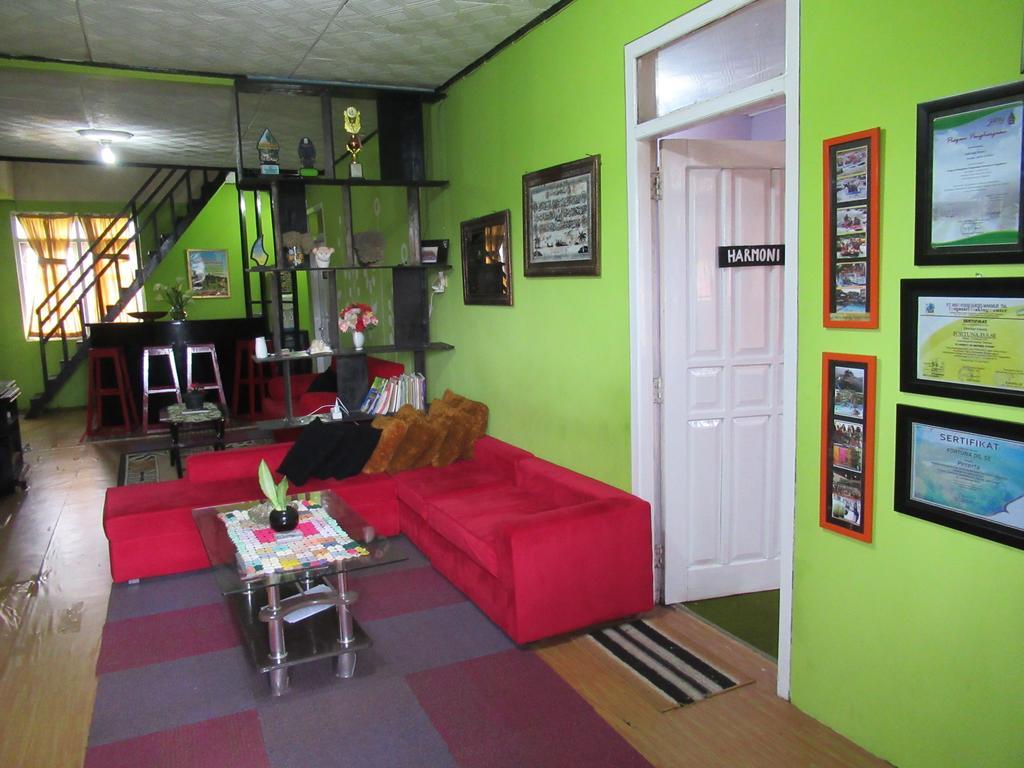 Green Savannah Homestay Syariah Diyeng Exterior photo